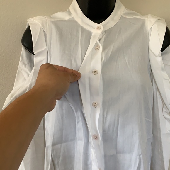 BCBG MaxAzria Nishani Cold Shoulder Bib Collar Button Down Long Sleeve Shirt - Picture 4 of 13